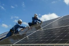 Tuyển thợ điện ngành năng lượng mặt trời, có thể đi các công trình