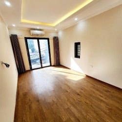 Bán nhà nguyễn đức cảnh 6 tầng long lanh mặt ngõ thông kinh doanh hoàng mai