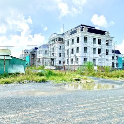 NGỘP NGÂN HÀNG BÁN GẤP LÔ ĐẤT KHU VỰC TRUNG TÂM, SÁT KHU CÔNG NGHIỆP