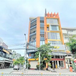 Cho thuê tòa góc 561A Nguyễn Thị Thập Q7 ngang 7x20 giá 150tr