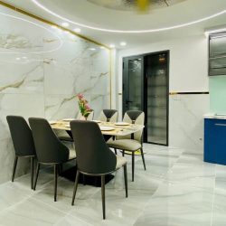TỨ LIÊN - Ô TÔ TRÁNH - NHÀ ĐẸP LUNG LINH - KINH DOANH MỌI LOẠI HÌNH - GIÁ 12.2 T