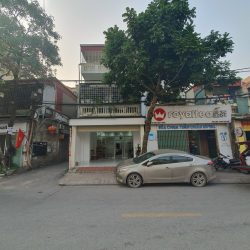 Cần bán nhanh nhà mặt phố
