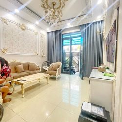 NHÀ MỚI - HẺM OTO HUỲNH TẤN PHÁT, Q7