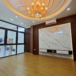 Bán siêu phẩm nhà kim đồng giáp bát 7tầng thangmáy longlanh 2 vỉa hè KD hoàngmai