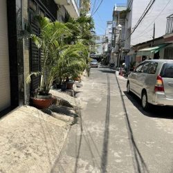 CHDV mới thu nhập 45tr/th nhỉnh 8tỷ gần BV Thống Nhất 10Pn 80m2, 5 tầng