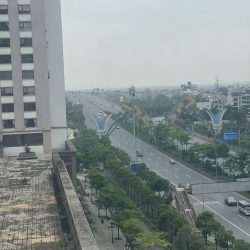 Cần cho thuê căn hộ chung cư 168 m2 nhìn ra mặt đường Võ chí công