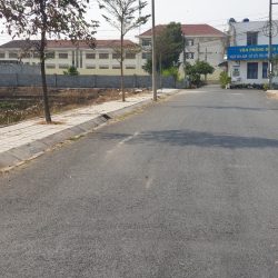 đất thổ cư ngay trung tâm thị trấn đức hòa,giá chỉ 560tr,trả góp 12T