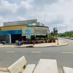 Gia đình cần bán gấp mảnh đất khu dân cư Đại Phước, cách phà 800m, gần chợ.