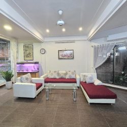 Bán nhà kim đồng 4 tầng long lanh phân lô 2 mặt ngõ ô tô tránh dừng đỗ hoàng mai