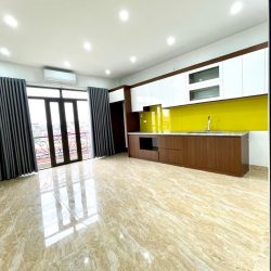Cơ Hội Hiếm: Bán Nhà Mặt Phố Thanh Đàm 82m² - Giá Chỉ 12.8 Tỷ