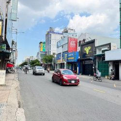 Bán nhà Mặt tiền Cách Mạng Tháng 8, gần Lý Thường Kiệt, 4x20m, 3 Tầng, 4PN, chỉ