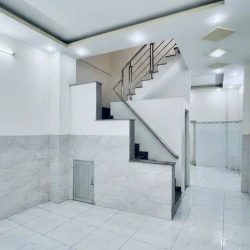 Nhà Quận Tân Bình, Cách Mạng Tháng Tám, 4.2 x 13m (54 m2), giá 7.7 tỷ