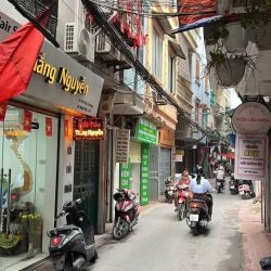 Chính chủ bán nhà 5 tầng mặt ngõ Văn Chương 1 - Trung tâm Đống Đa - Kinh doanh