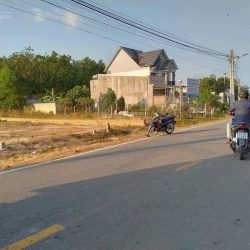 Cần bán lô đất liền kề đường vào SB Long Thành. Sổ sẵn thổ cư. Bao công chứng