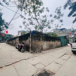 Bán đất thúy lĩnh 345M lô góc 2 mặt ngõ đều ô tô tránh hoàng mai