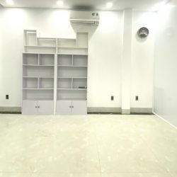 Chính chủ cho thuê văn phòng Tô Hiến Thành Q10, New 100%, đường nội bộ, làm VP