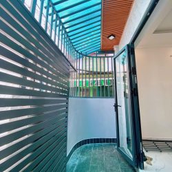 Bán Nhà Mới Đẹp Hiện Đại Góc 2 mặt hẻm 31 đường Trần Xuân soạn P. Tân Thuận Tây