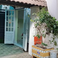 Nhà cho thuê 2wc 2pn 1 gác 50m2 phường 15 Tân Bình