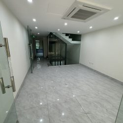 Cho thuê sàn văn phòng tầng 2 ở Mai Dịch