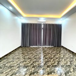 Cơ Hội Hiếm: Bán Nhà Mặt Phố Thanh Đàm 82m² - Giá Chỉ 12.8 Tỷ