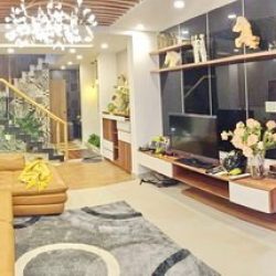 BÁN NHÀ PHỐ LỮNG 2 LẦU ST MT KDC KIỀU ĐÀM - 9.3 TỶ
