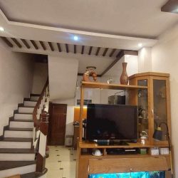 Nhà phố Điện Biên Phủ - NGÕ Ô TÔ THÔNG - KHU VỰC YÊN TĨNH CAO CẤP HIẾM NHÀ BÁN