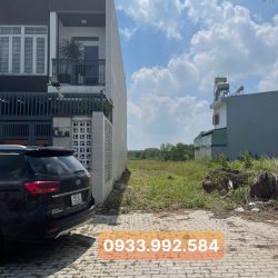 Bán gấp lô đất ngay cổng chính sân bay Long Thành, khu dân cư đông đúc.