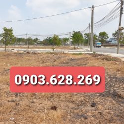 Bán lô góc 2 mặt tiền nhựa,đối diện trường học giá trả trước 795trieu