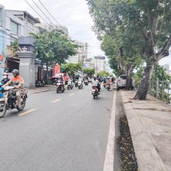 CẦN CHO THUÊ NHÀ MẶT TIỀN TRẦN XUÂN SOẠN - 110TR/TH - 0981.781.270 VĂN NHỰT