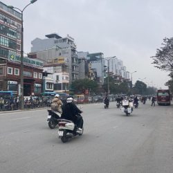 TRUNG TÂM QUẬN HOÀNG MAI – Ô TÔ TRÁNH TRƯỚC CỬA