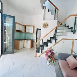 Bán Gấp Nhà Căn Góc đẹp, DT 86m2, Hẻm Rộng, Ngay Khu Dân Cư Vĩnh Lộc-Giá 2tỷ180