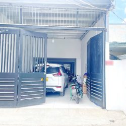 NHÀ HẺM XE HƠI HUỲNH TẤN PHÁT QUẬN 7