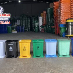 Thùng rác y tế- (Dán decal logo y tế miễn phí)