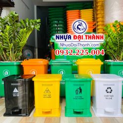 Thùng rác y tế đạp chân tiện dụng nhiều dung tích