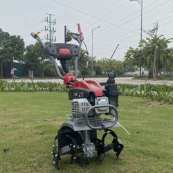 MÁY XỚI ĐẤT ĐA NĂNG YIKITO JAPAN HD900 - 42kg