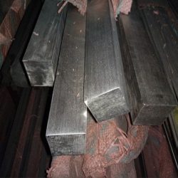 Inox vuông đặc unico 304