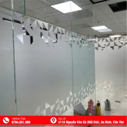THI CÔNG DÁN DECAL KÍNH MỜ TẠI CẦN THƠ
