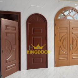 Giá Cửa Thép Vân Gỗ Tại Quận 12 - Vận Chuyển Tận Nơi