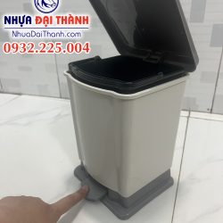 Thùng rác văn phòng, gia đình mẫu đạp chân tiện dụng