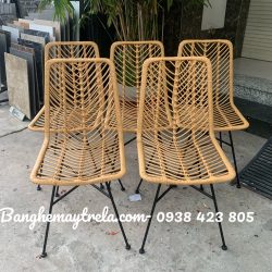 Ghế chân sắt cafe đan mây nhựa