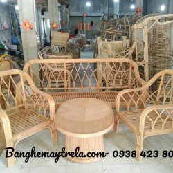 Bàn ghé mây hiện đại phòng khách