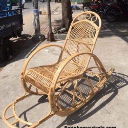 Ghế bập bênh mây tre