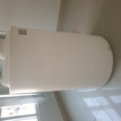 bồn nhựa PE hãng PEC 200L model : RCS-200-04