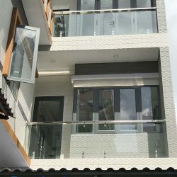 Thi công kính cường lực tại Biên Hòa Đồng Nai