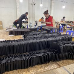 Xưởng Sản Xuất Ví Da Lage - Tìm Bạn Đồng Hành Vốn Thấp