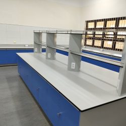TT Furniture Group cung cấp bàn thí nghiệm cho phòng lab