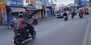 Bán nhà Mặt tiền Tô Ký - gần Nguyễn Ảnh Thủ, thuộc Q12, 25x25m, Cấp 4 - tiện