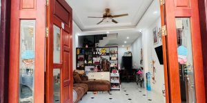 Chính chủ cần bán gấp căn nhà 3 tầng tại đường Hoa Thám, xã La Phù, Hoài Đức,