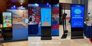 Cho thuê standee điện tử chất lượng