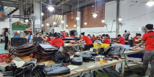 NHẬP SỈ PHỤ KIỆN DA NAM GIÁ TẬN XƯỞNG